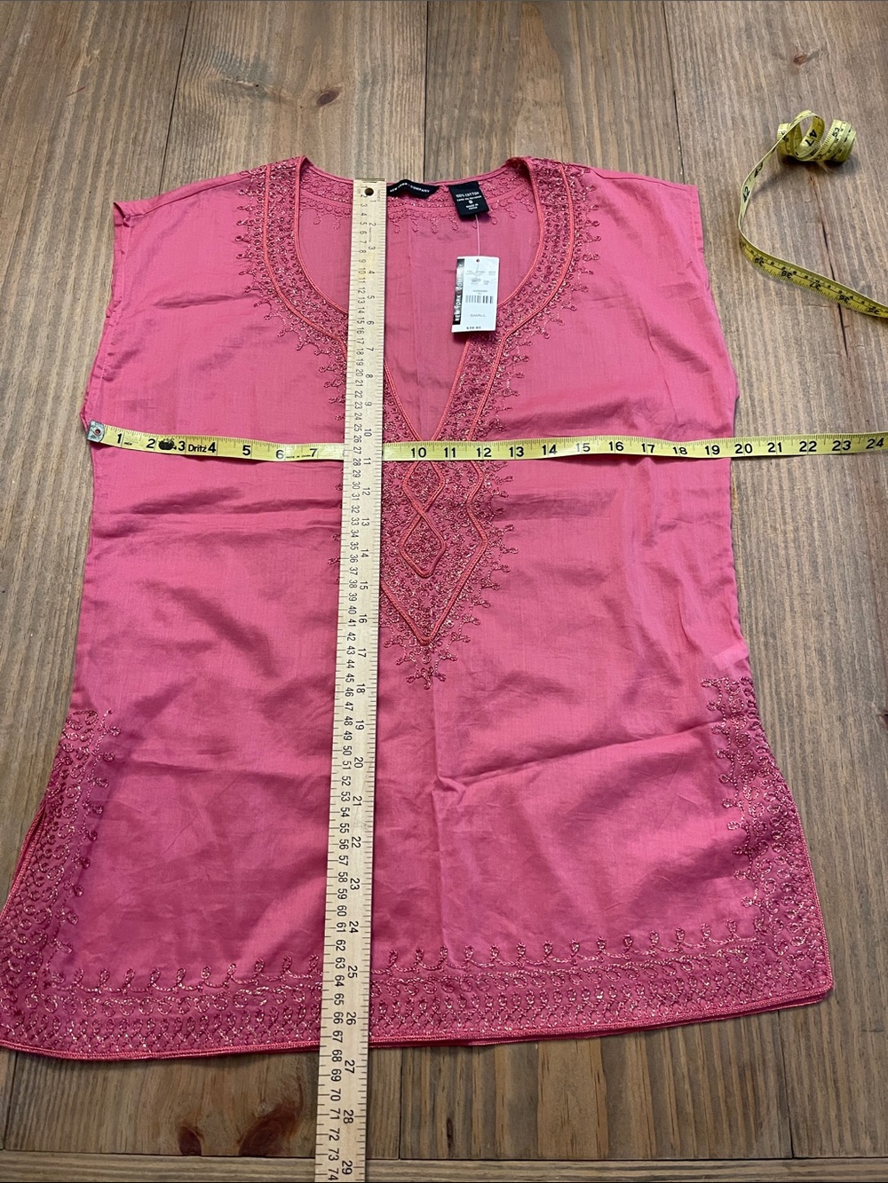 New York & Company Boho tunic Small Pink Embroidered V-Neck Tunic